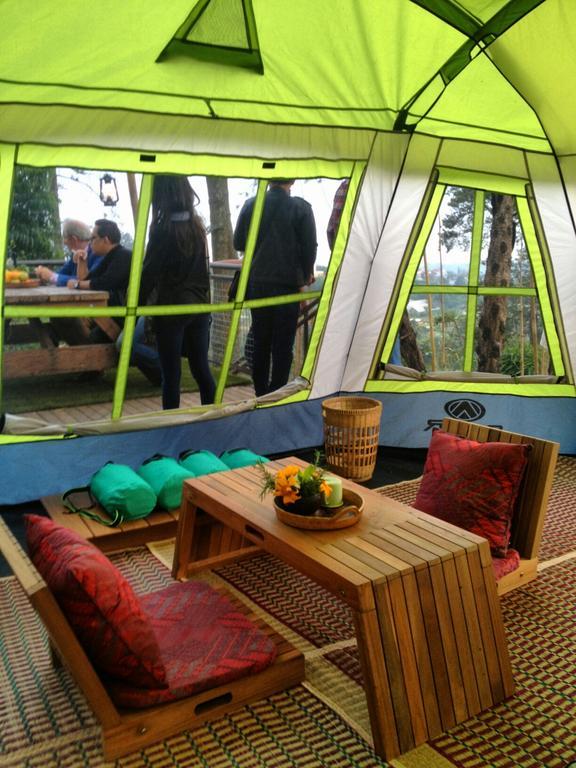 Dusun Bambu Family Leisure Park Hotel Lembang Bagian luar foto